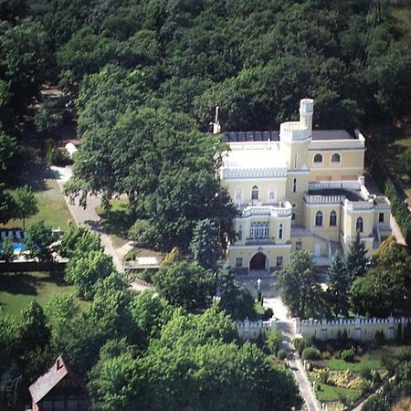 Sir David Balaton Castle Apartmanok Balatonszepezd Εξωτερικό φωτογραφία