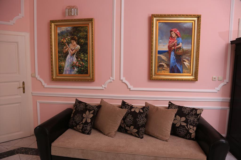 Sir David Balaton Castle Apartmanok Balatonszepezd Εξωτερικό φωτογραφία